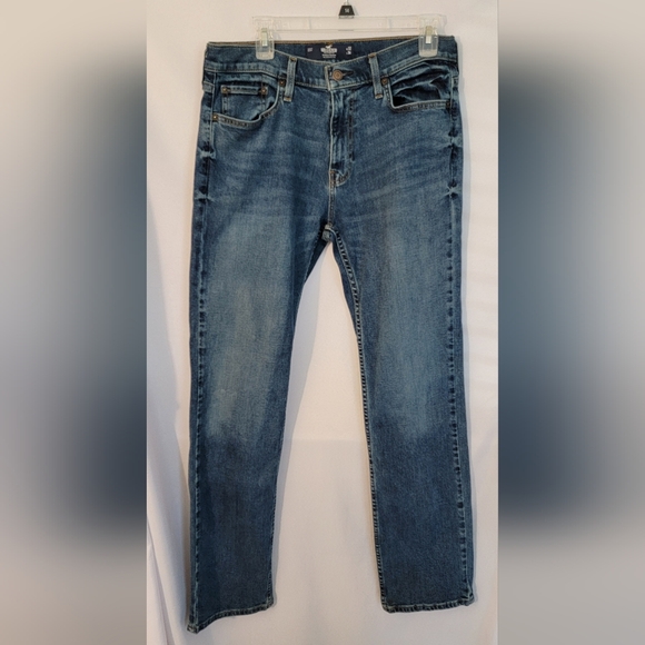 Hollister Classic Straight Blue Jeans Size 32/34 - Picture 1 of 11